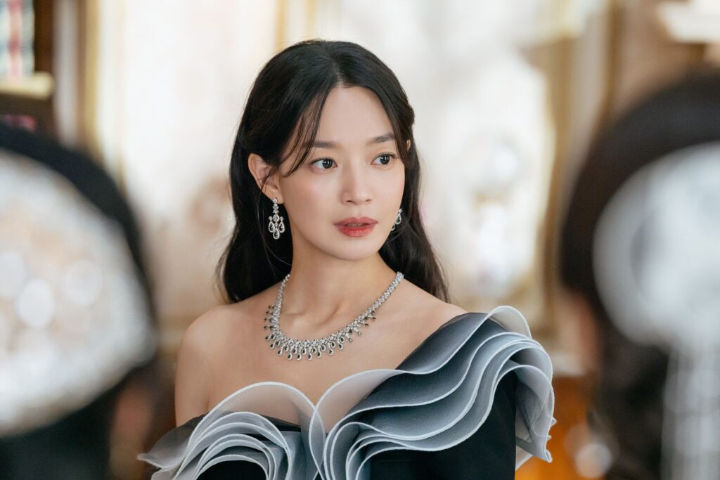 Shin Min Ah jako cesarzowa Navier w The Remarried Empress – k-drama 2026